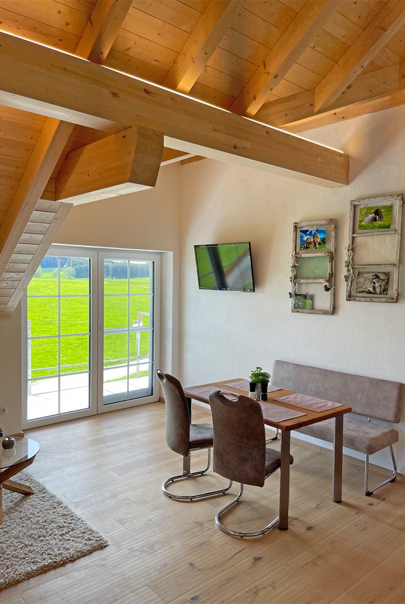 offenes helles Wohnzimmer