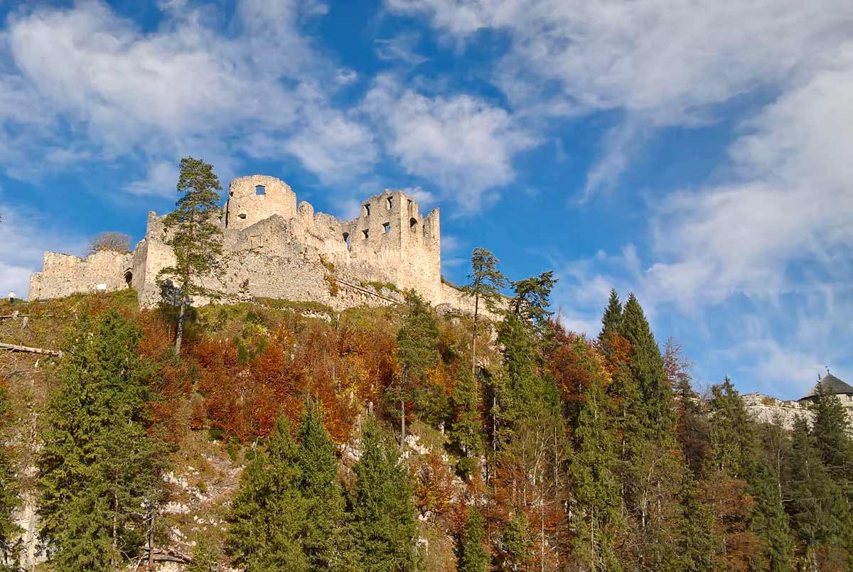Burgruinen